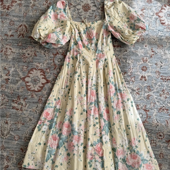 Selkie Pastel Floral Puff Sleeve Day Dress - Picture 2 of 2